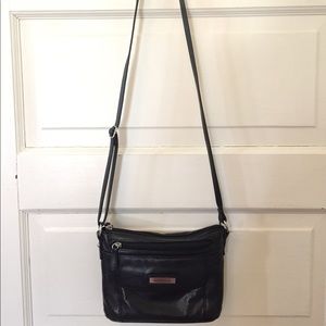 Petite croft &barrow crossbody